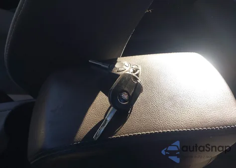 2013 Ford Focus Se z USA, uszkodzony, nr VIN 1FADP3K22DL206377